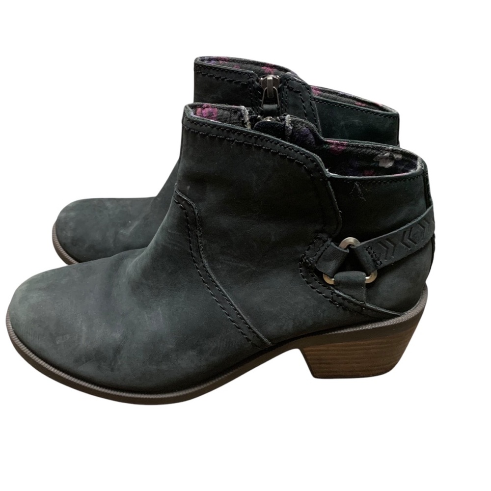 Teva Foxy black leather ankle boots women’s size 9.5 zip up outdoor Nubuck
